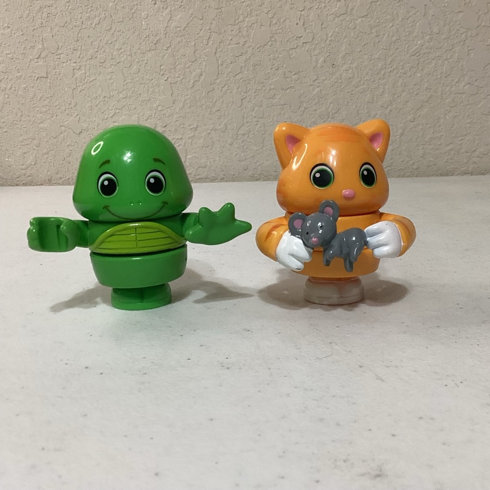 Pop Up Pals Set Of‎ 2 Cat And Turtle With Alternate Arms